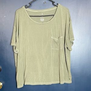 American Eagle soft & sexy pocket tee, size XL in olive green, excellent conditi